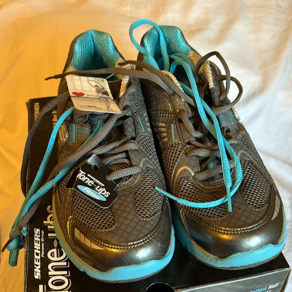 Sketchers Tone-UPS